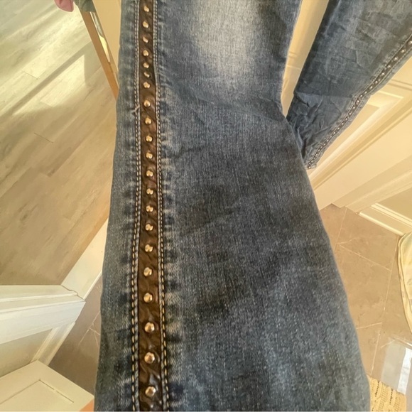 JEWELLY DENIM JEANS W STUDS down seam!!! These are boutique quality!! L stretch - Picture 4 of 11